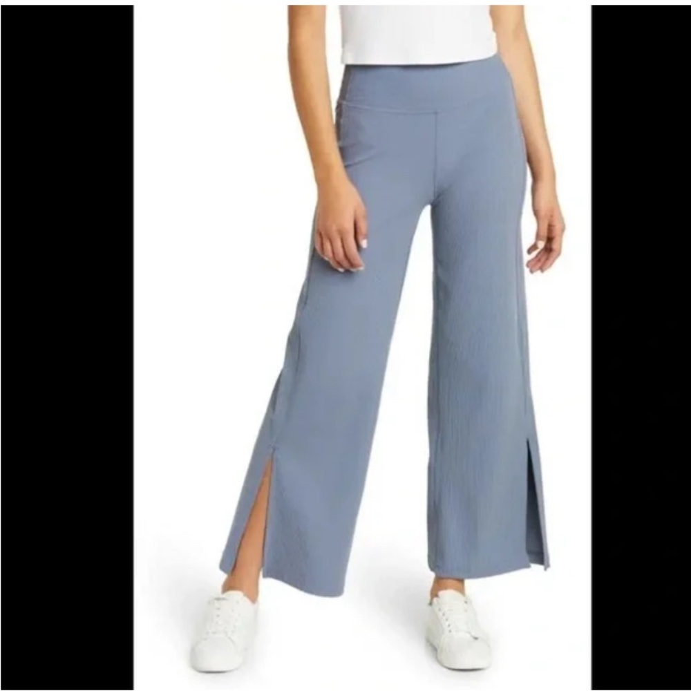 Zella NWT Live In High Waist Rib Wide Leg Pants in Grey Folkstone size Medium